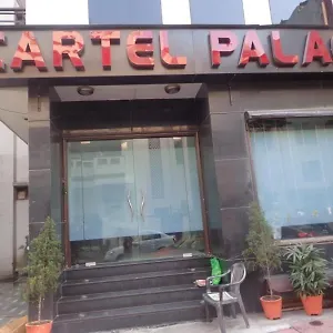 2* Hotel Cartel Palace