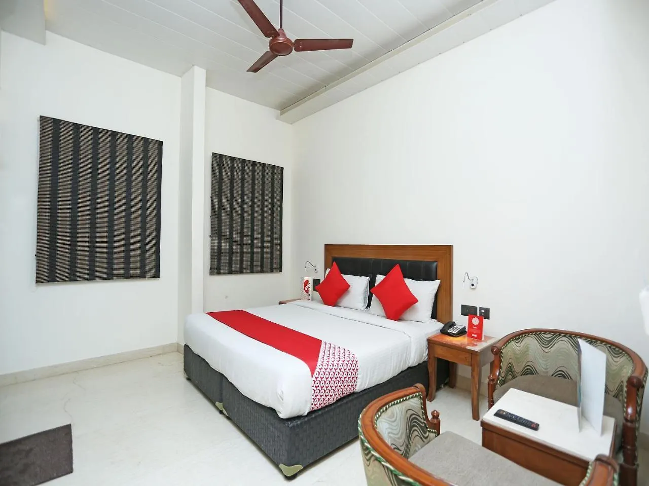 Oyo 738 Hotel Green Castle Delhi  India